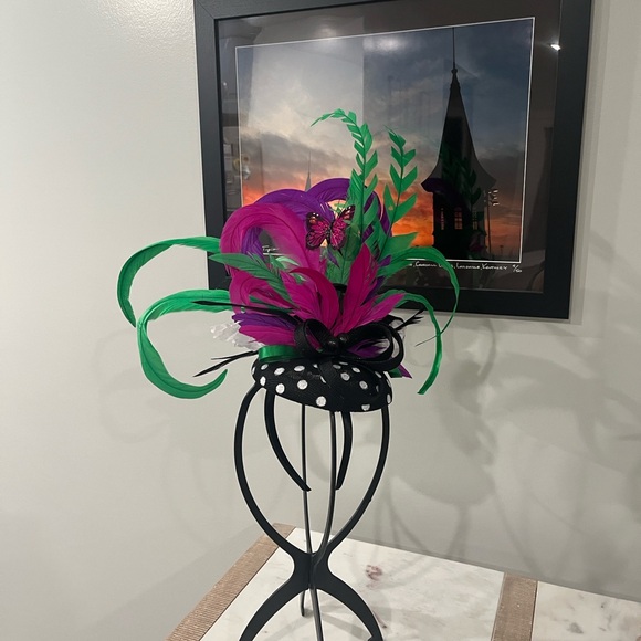 Elegant Feathered Fascinator - Black, Pink, Green - Picture 6 of 6
